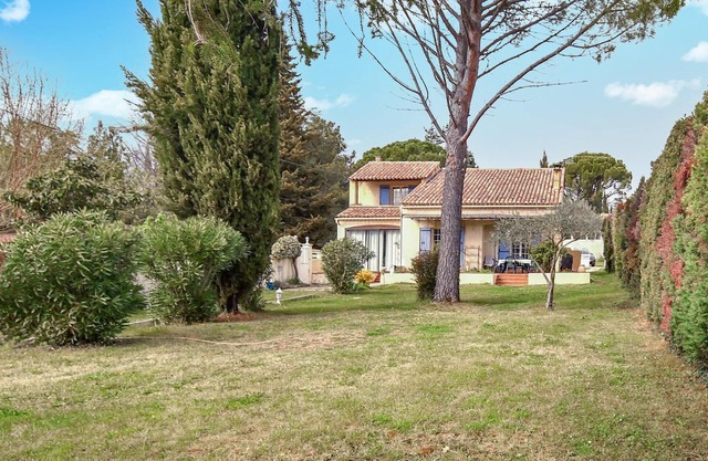Stunning home in Loriol-du-Comtat
