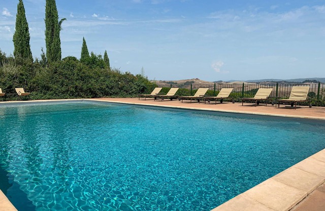 Stunning home in Asciano