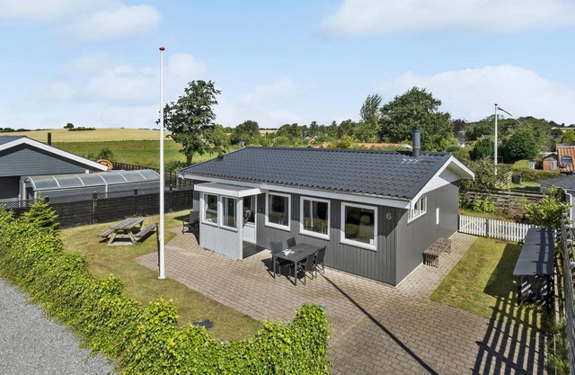 Stunning home in Broager with WiFi