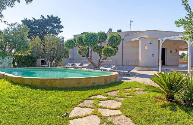 Stunning home in Carovigno with WiFi