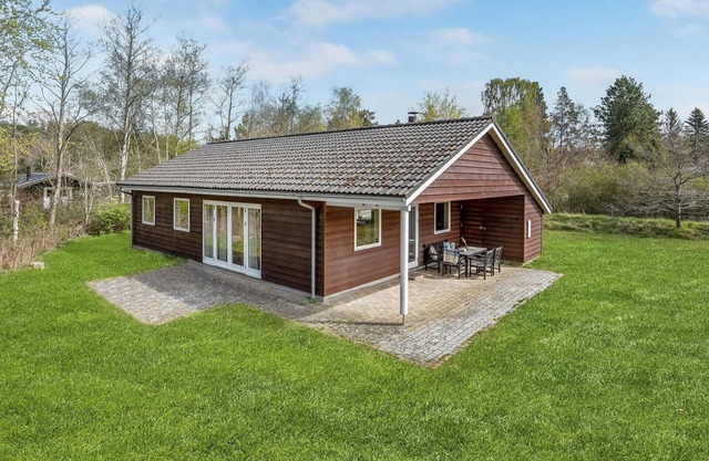 Stunning home in Ebeltoft with WiFi
