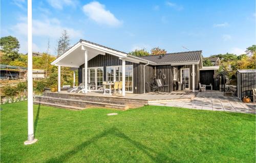 Stunning Home In Ebeltoft With Wifi