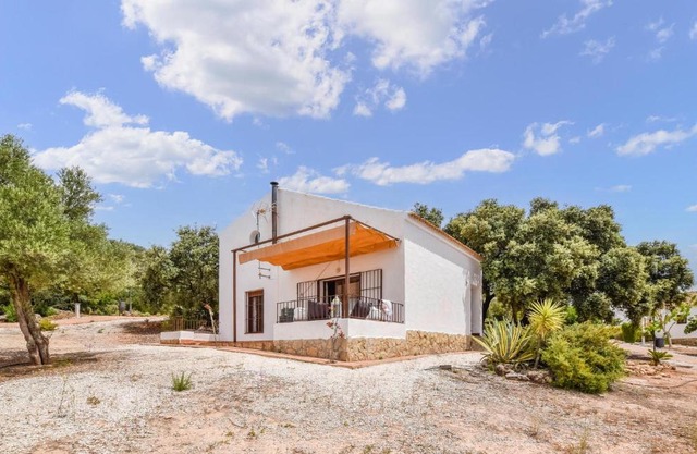 Stunning Home In Estepa With Wifi