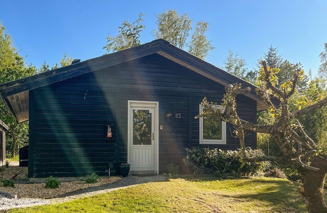 Stunning home in Fårvang with WiFi