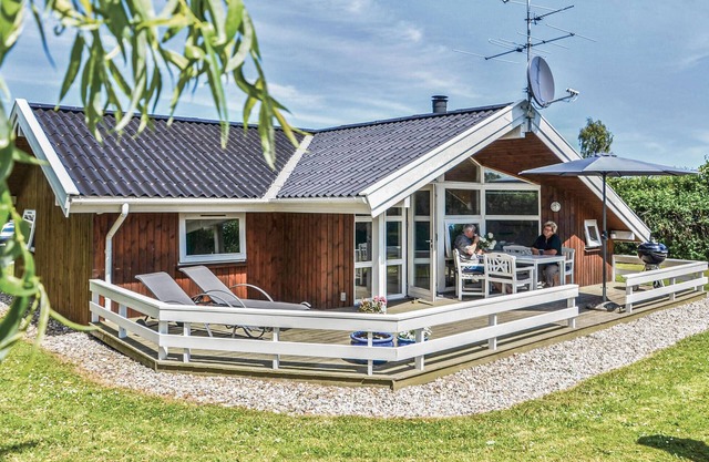 Stunning home in Hesselager with sauna
