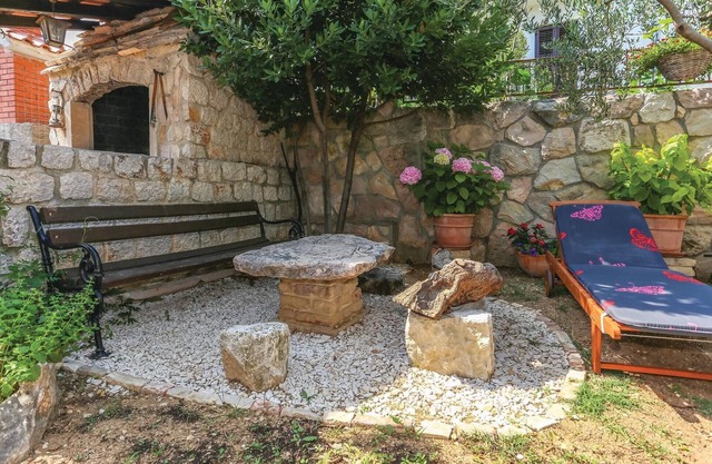 Stunning home in Kastel Sucurac