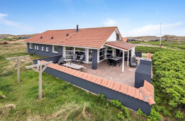 Stunning home in Hvide Sande with sauna