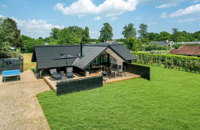 Stunning home in Juelsminde with WiFi