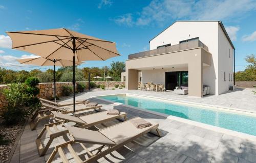 Stunning Home In Kras With Wifi