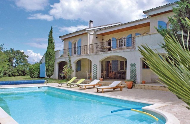 Stunning home in Montlimar with WiFi, Private swimming pool and Outdoor swimming pool