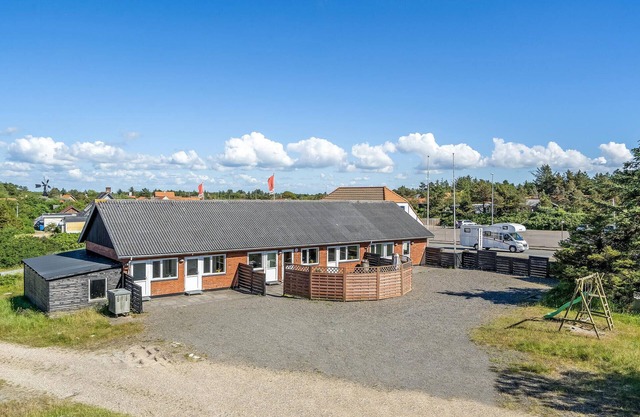 Stunning home in Nørre Nebel with WiFi