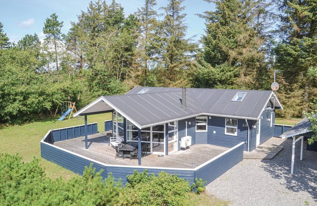 Stunning home in Nørre Nebel with sauna