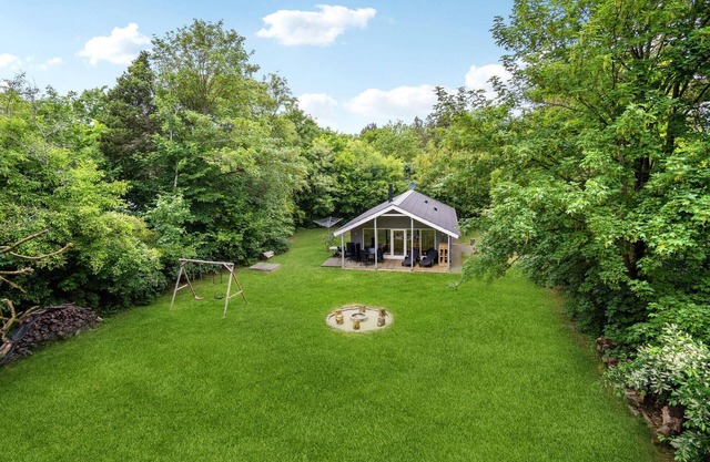 Stunning home in Oksbøl with sauna