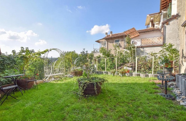 Stunning home in Parodi Ligure AL with 3 Bedrooms and WiFi