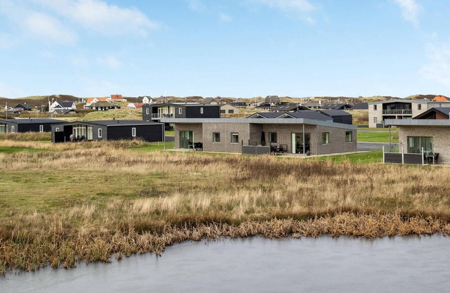 Stunning home in Ringkøbing with WiFi