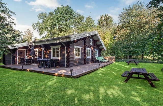 Stunning home in Rønne with WiFi