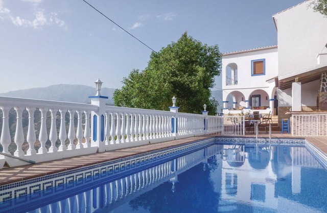 Stunning home in Sayalonga with WiFi