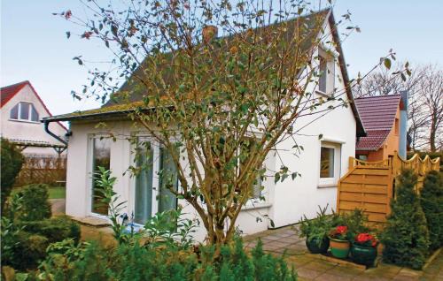 Stunning Home In Sundhagen Ot Tremt
