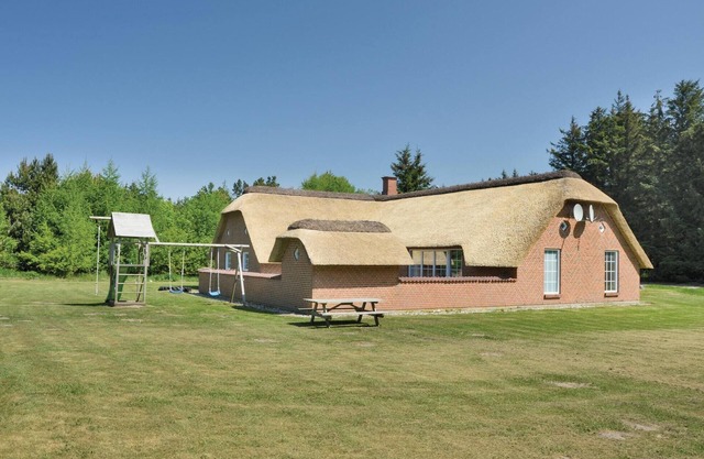 Stunning home in Ulfborg with sauna