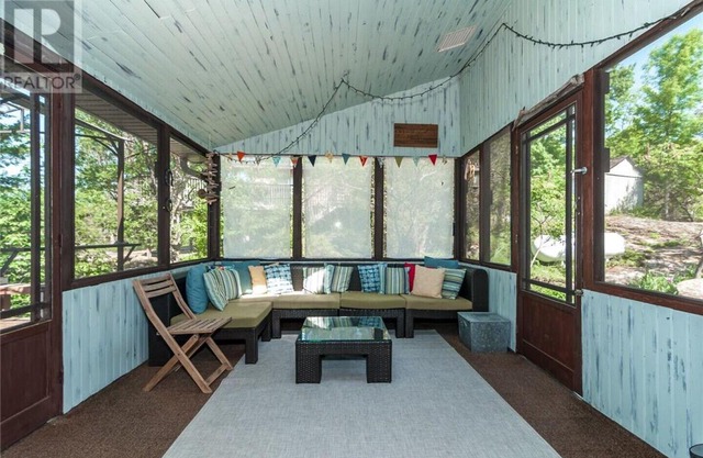 Stunning Lakehouse in Beautiful Honey Harbour