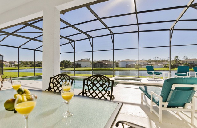Stunning Lakeview Executive Villa - south facing pool & spa