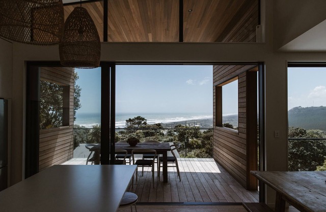 Stunning Muriwai Home