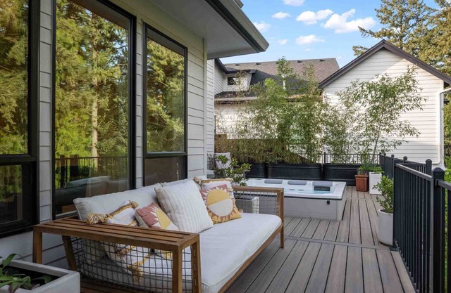 Stunning New Build w/ Huge Deck Overlooking Greenspace, Hot Tub, Pet Friendly, & Chef's Kitchen, BBQ