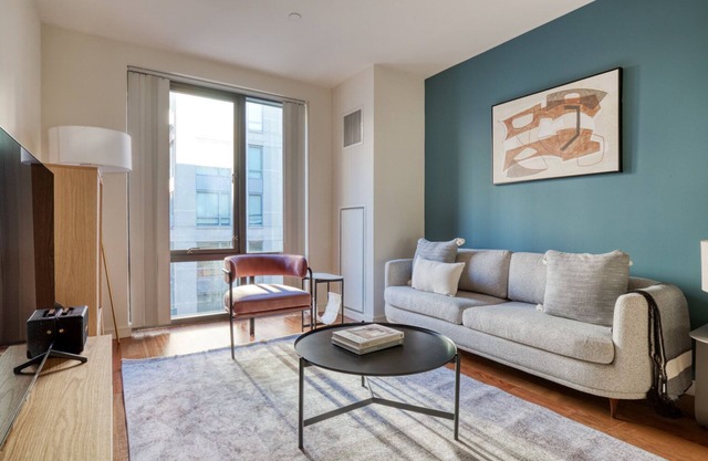 Stunning North Station 2BR w/W/D & Gym, nr TD Garden, by Blueground