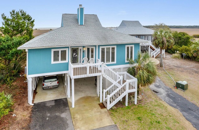 Stunning Ocean and Marsh View - Golf Cart Included!