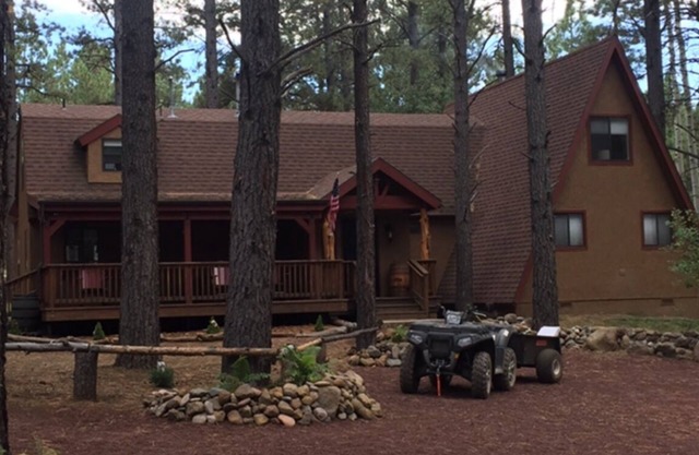 Stunning OFF-GRID Cabin Retreat! Quiet and Private !