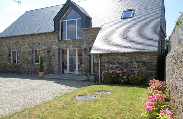 Stunning private villa for 6 people with WIFI, TV, terrace and pets allowed