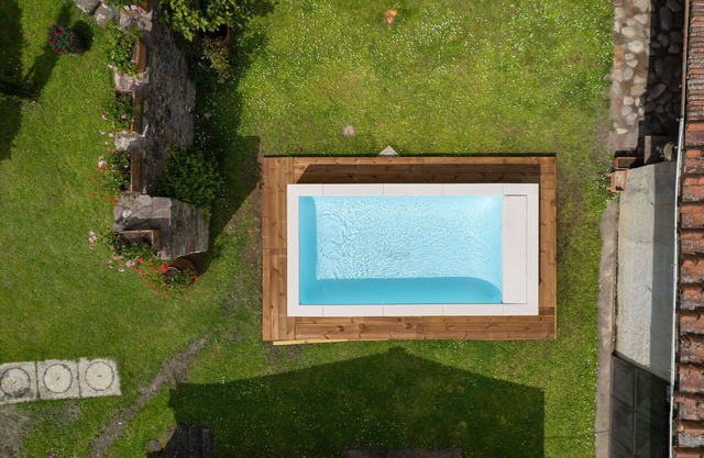 Stunning private villa for 8 guests with WIFI, private pool, TV and terrace, close to Florence