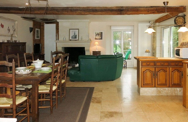 Stunning private villa for 6 people with WIFI, TV, terrace and pets allowed