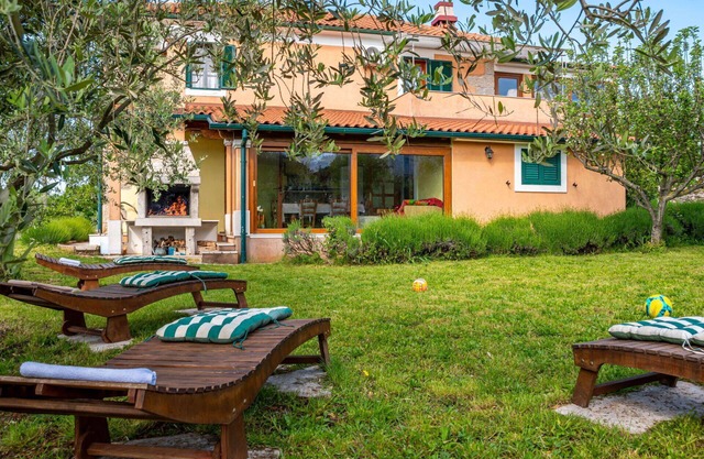 Stunning private villa for 2 people with A/C, WIFI, TV, terrace and parking