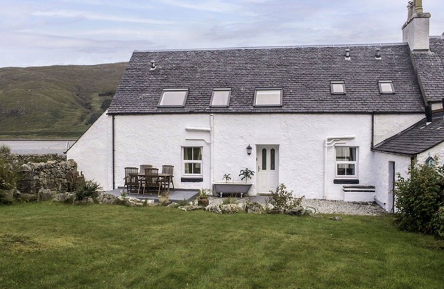 Stunning private villa for 6 people with WIFI, TV, patio and pets allowed