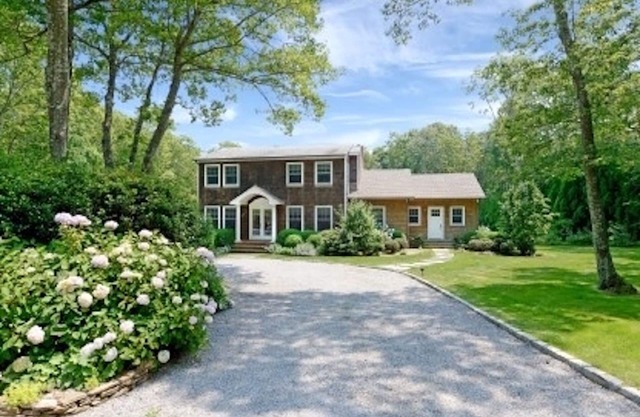 Stunning Private Sunny Modern Southampton home-5 beds Last minute discounts