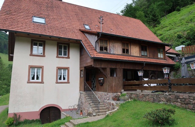 Stunning private villa for 18 people with WIFI, TV, terrace, pets allowed and parking