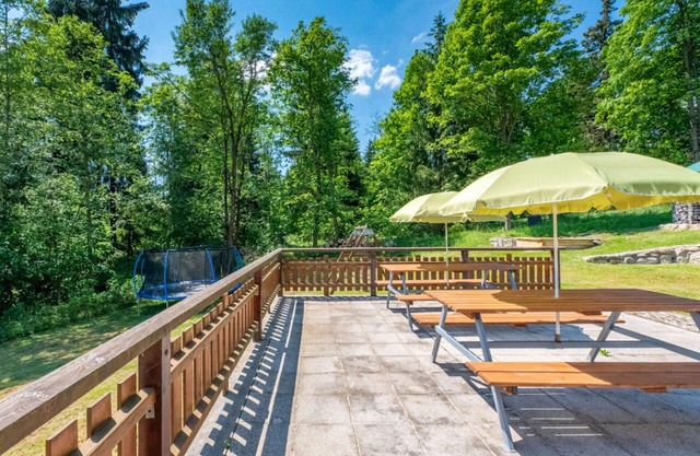 Stunning private villa for 28 people with WIFI, TV, patio and panoramic view