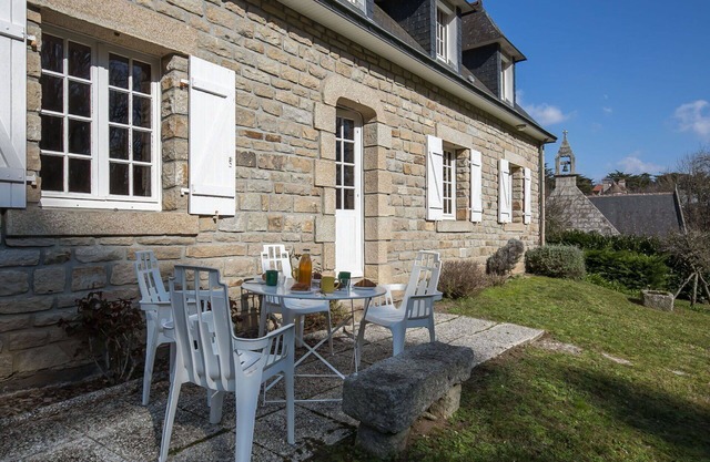 Stunning private villa for 7 people with WIFI, TV, terrace and parking