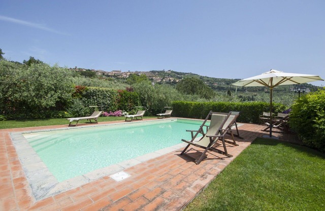 Stunning private villa with private pool, WIFI, A/C, TV, terrace, panoramic view and parking