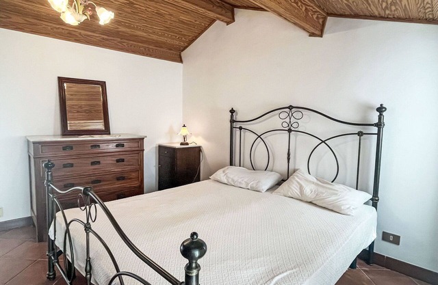 Stunning private villa for 4 people with WIFI, terrace and parking