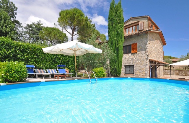 Stunning private villa with A/C, WIFI, private pool, TV, patio, panoramic view and parking