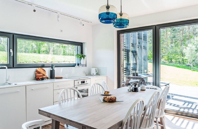 Stunning private villa for 8 guests with WIFI and patio