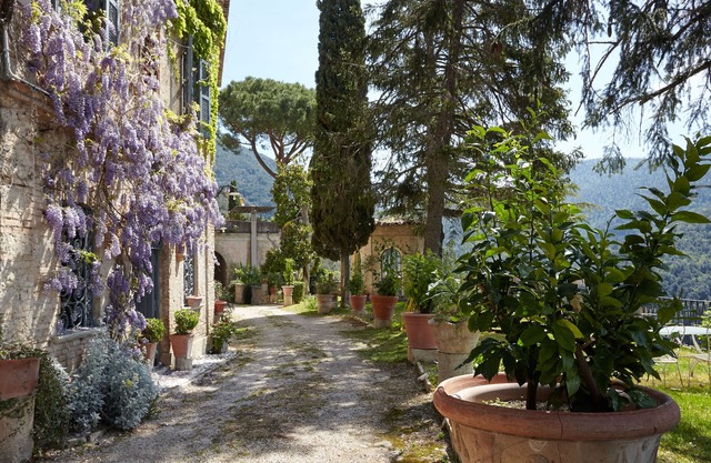 Stunning Property In A Private XVII Century Borgo with Pool and Pool-House.