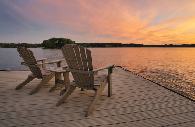 Stunning Reynolds Lake Oconee Golf Lakefront Condo