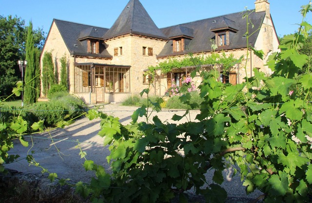 STUNNING STONE BUILT FAMILY FRIENDLY VILLA WITH SALT WATER HEATED POOL AND MORE!