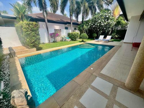 Stunning 2-Bedroom Pool Villa