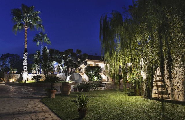 Stunning Villa Resort nestled among olive groves, laid out on a private lane