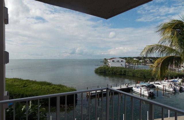 Stunning view from this beautiful 1 bedroom condominium-Summer Sea, Islamorada