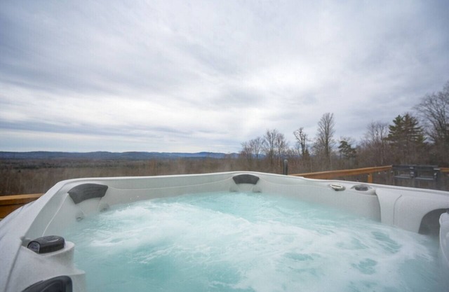 Stunning Views | Hot Tub | Pets